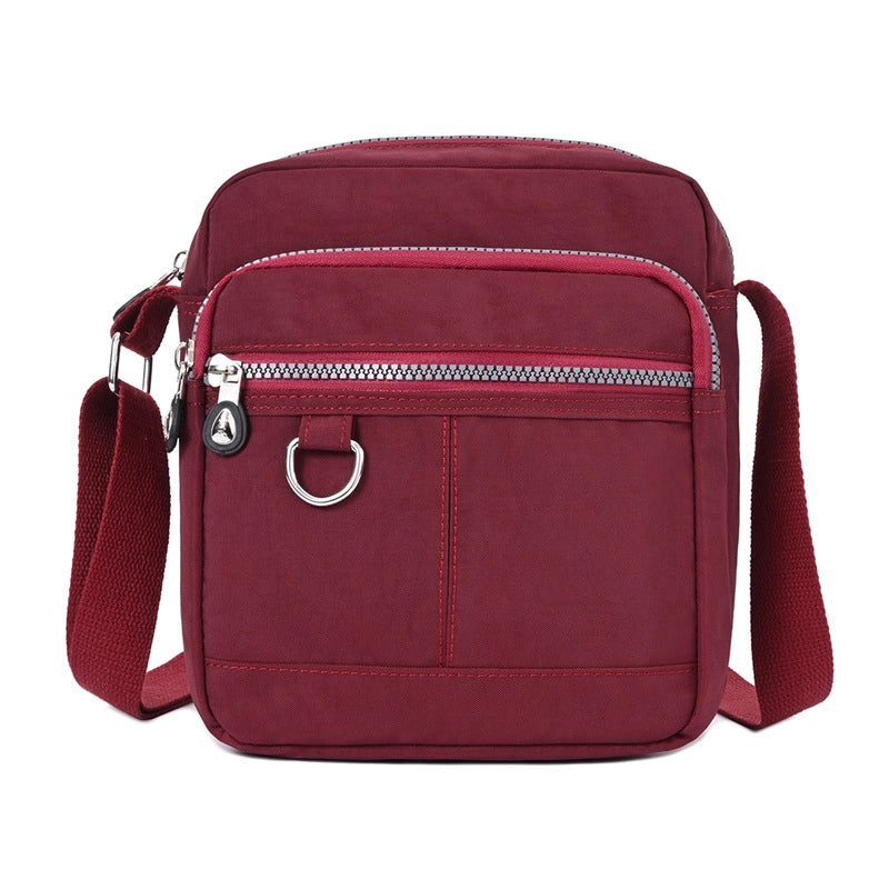 Women's Medium Nylon Solid Color Classic Style Square Zipper Shoulder Bag