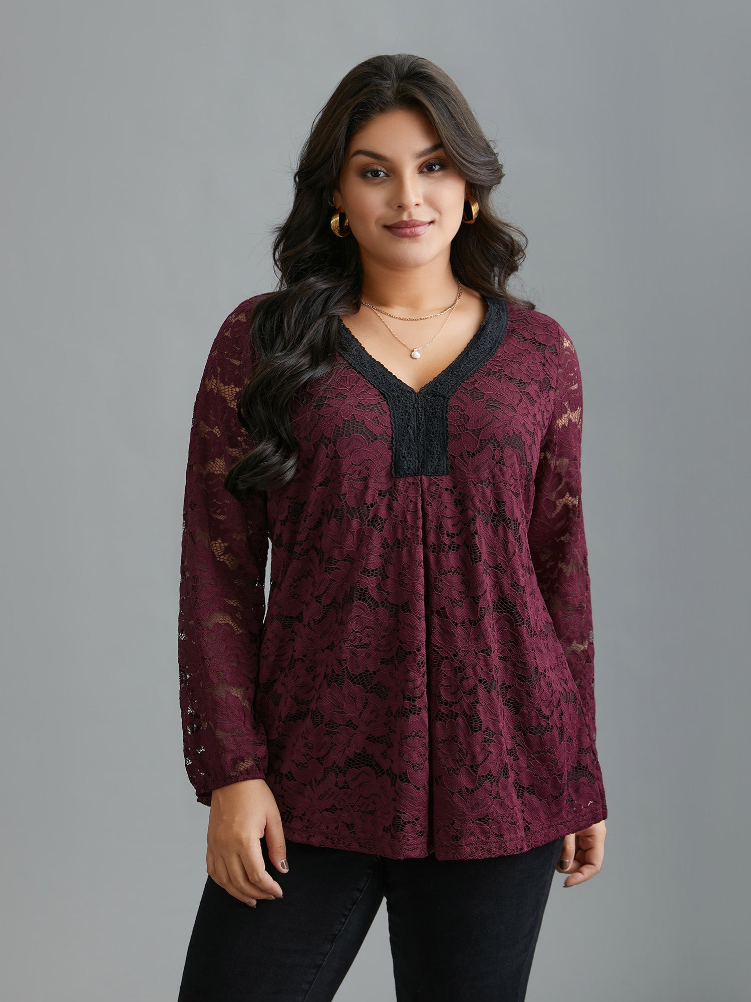 Sheer Lace Sleeve Pleated Slim-Fit Blouse