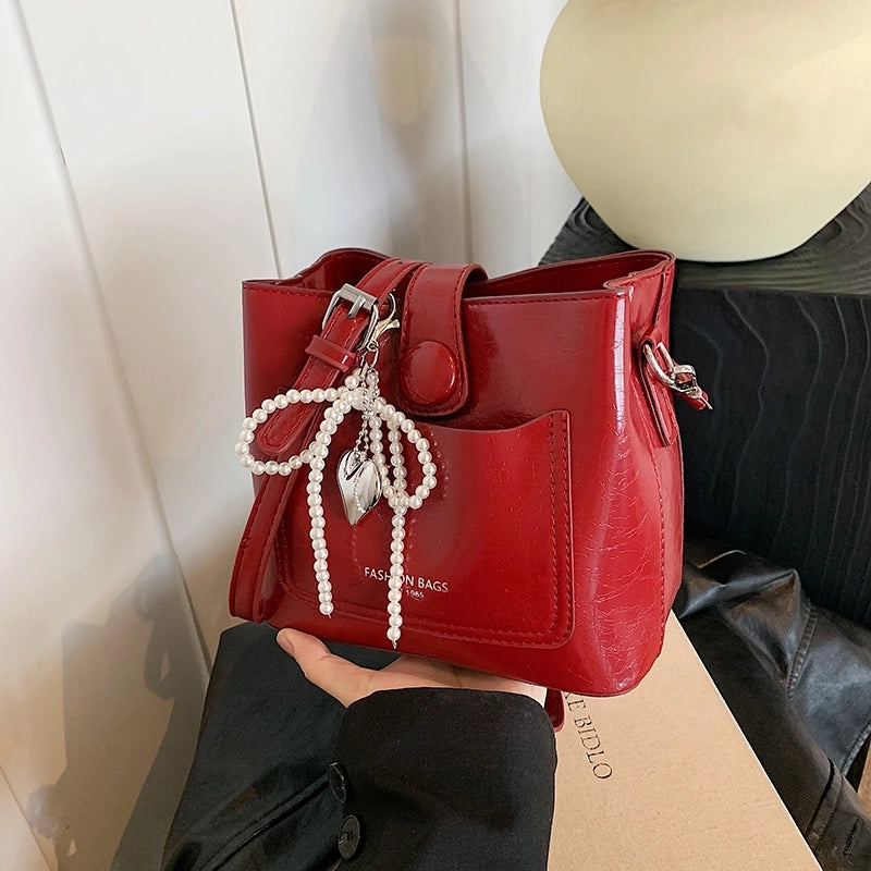 Women's Pu Leather Solid Color Bow Knot Streetwear Square Zipper Shoulder Bag Crossbody Bag
