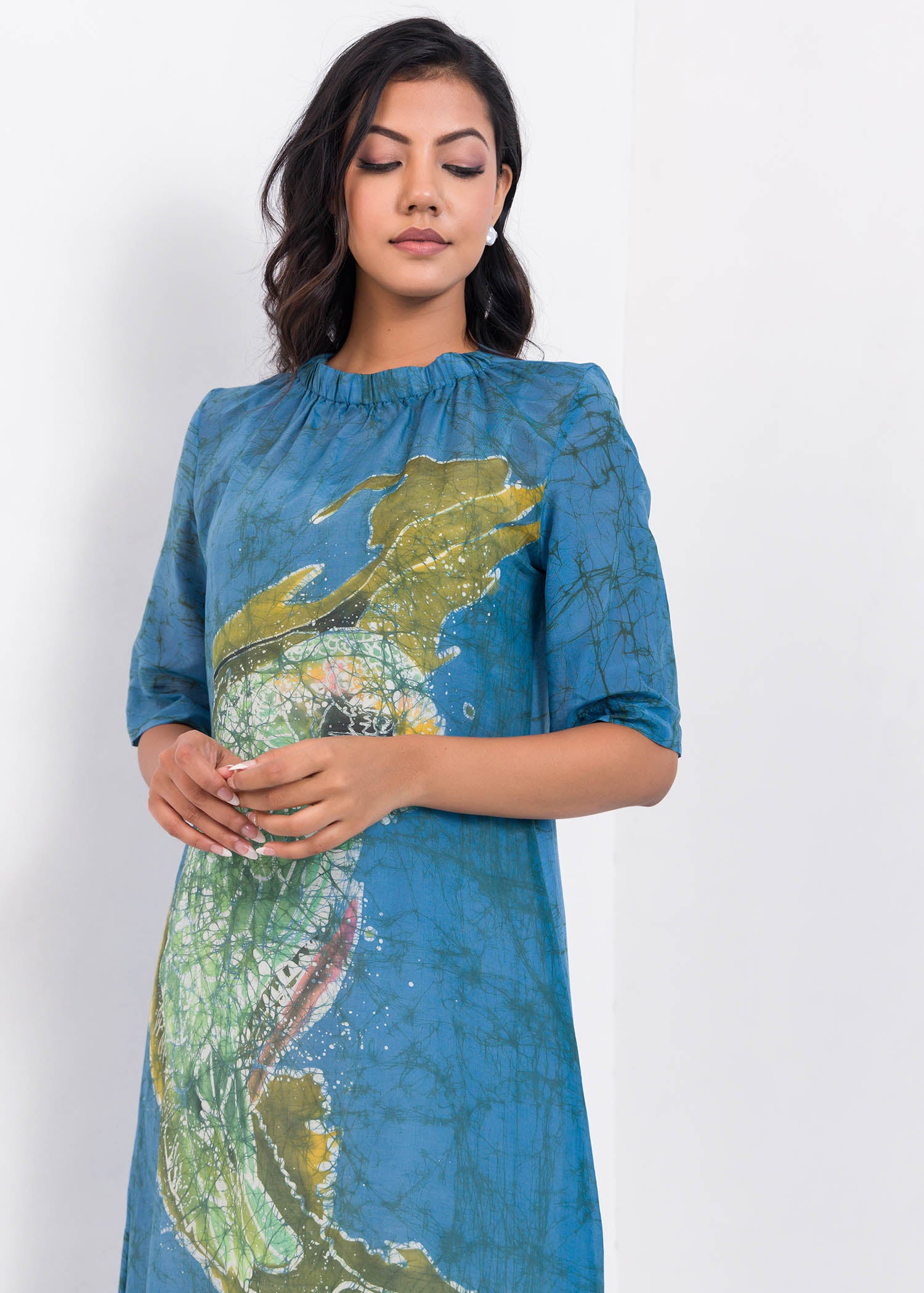 Birdie detailed batik mid - calf dress