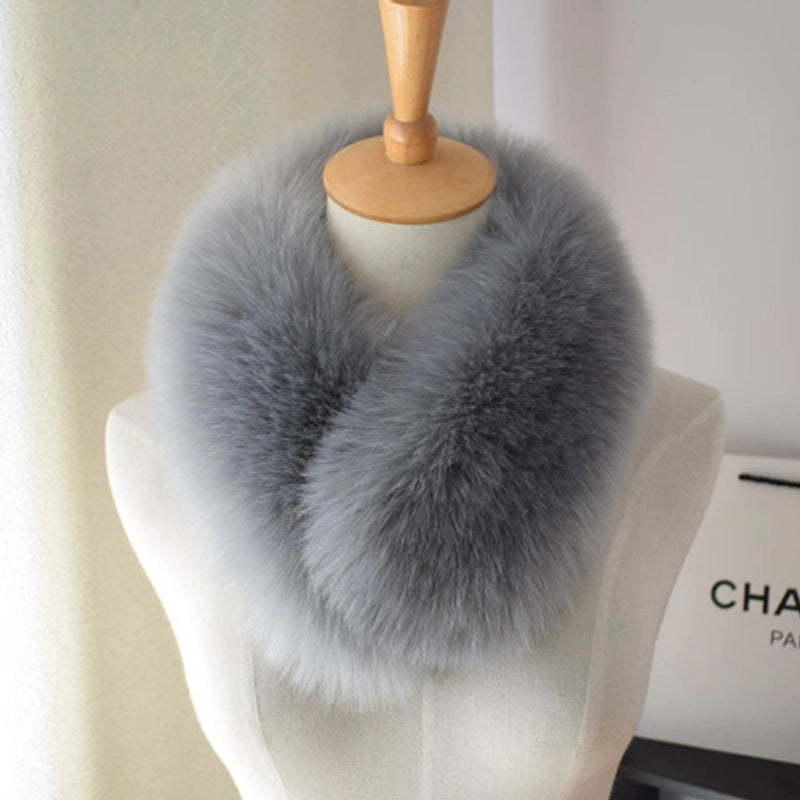 Women's Minimalist Color Block Fox Fur Scarf