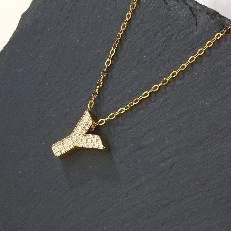 Copper 18K Gold Plated Casual Minimalist Inlay Letter Zircon Pendant Necklace
