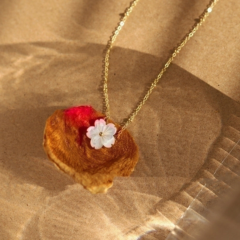 201 Stainless Steel Shell Lady Sweet Plating Flower Pendant Necklace