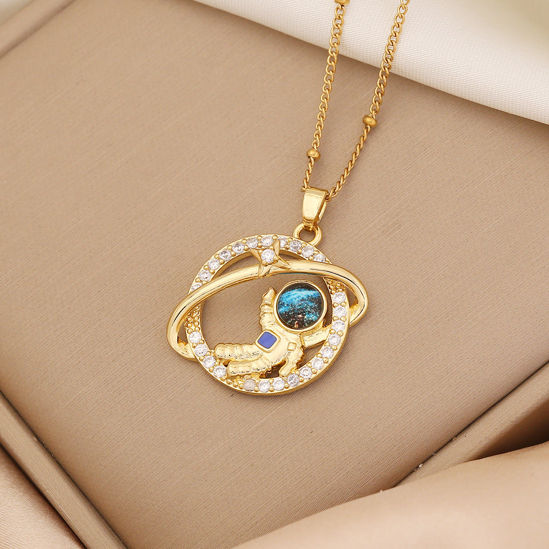 Popular Full Diamond Planet Wings Love Necklace Versatile Women'S Clavicle Chain N1497