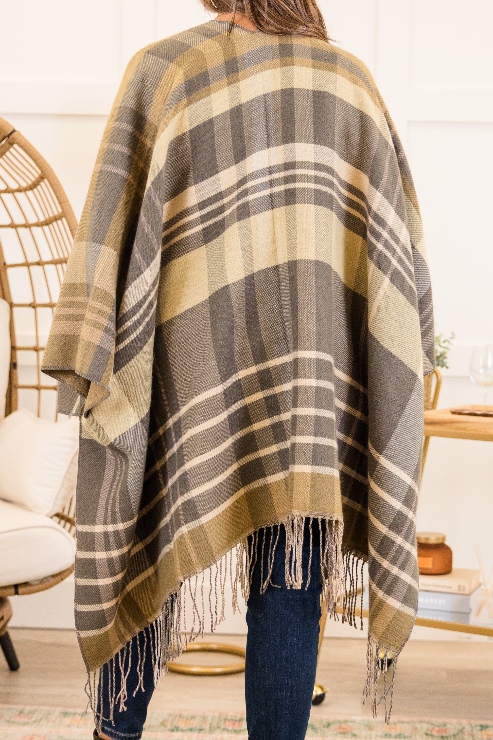 Woolen Whisper Poncho. Gray