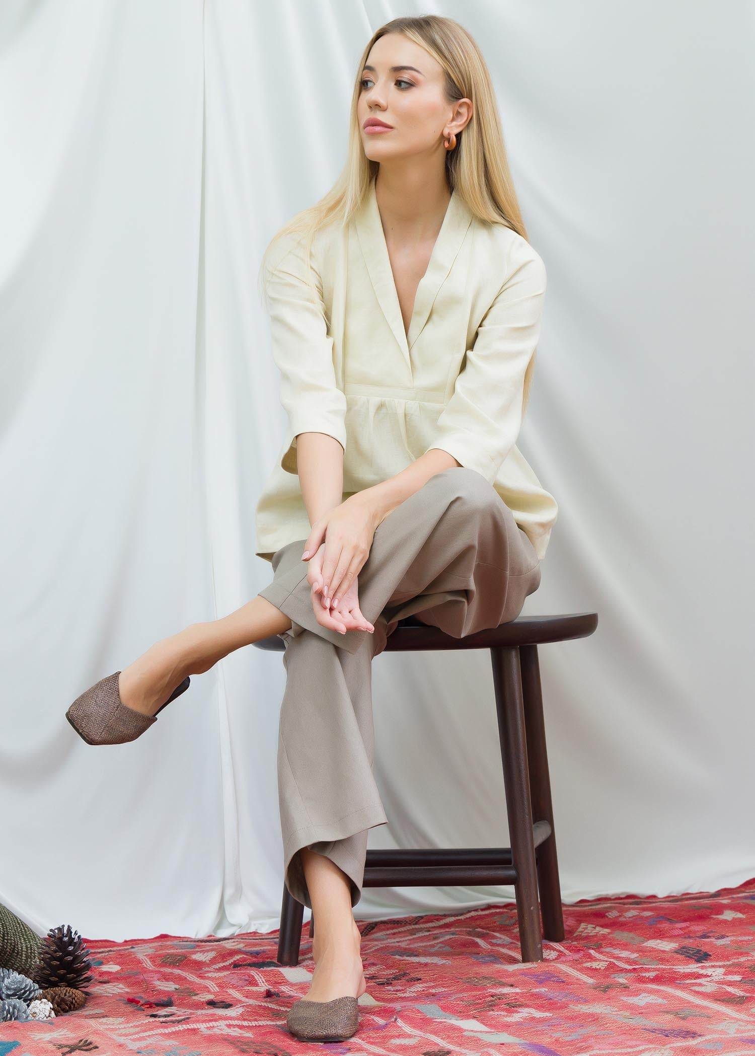 Front yoke blouse with three quarter sleeves