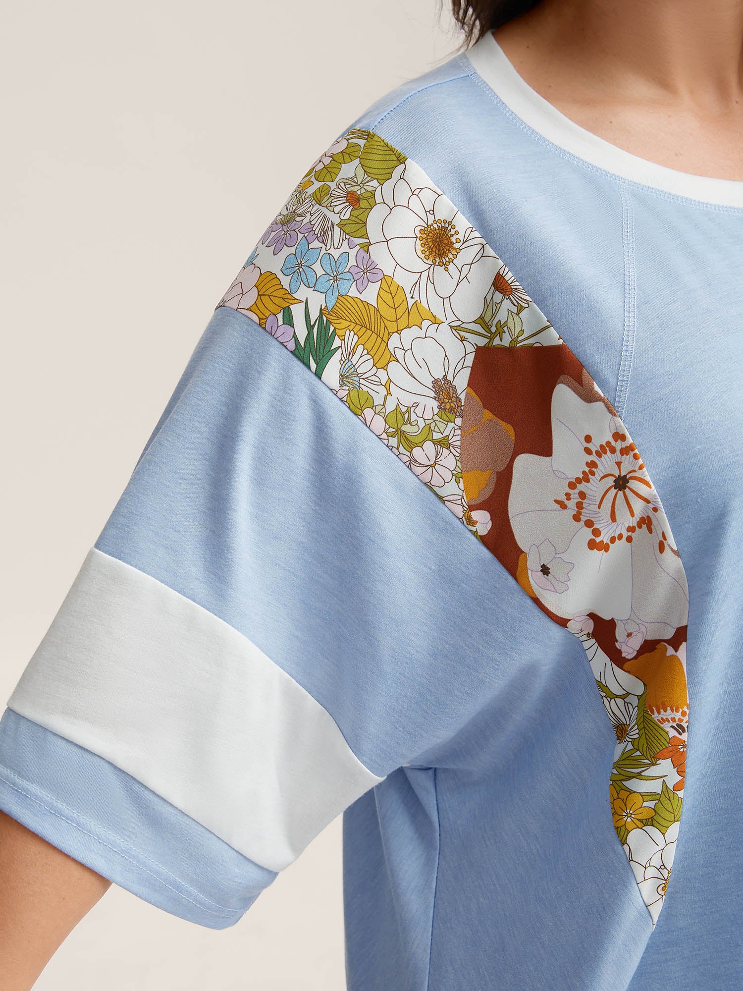 Floral Panel Color Contrast T-Shirt