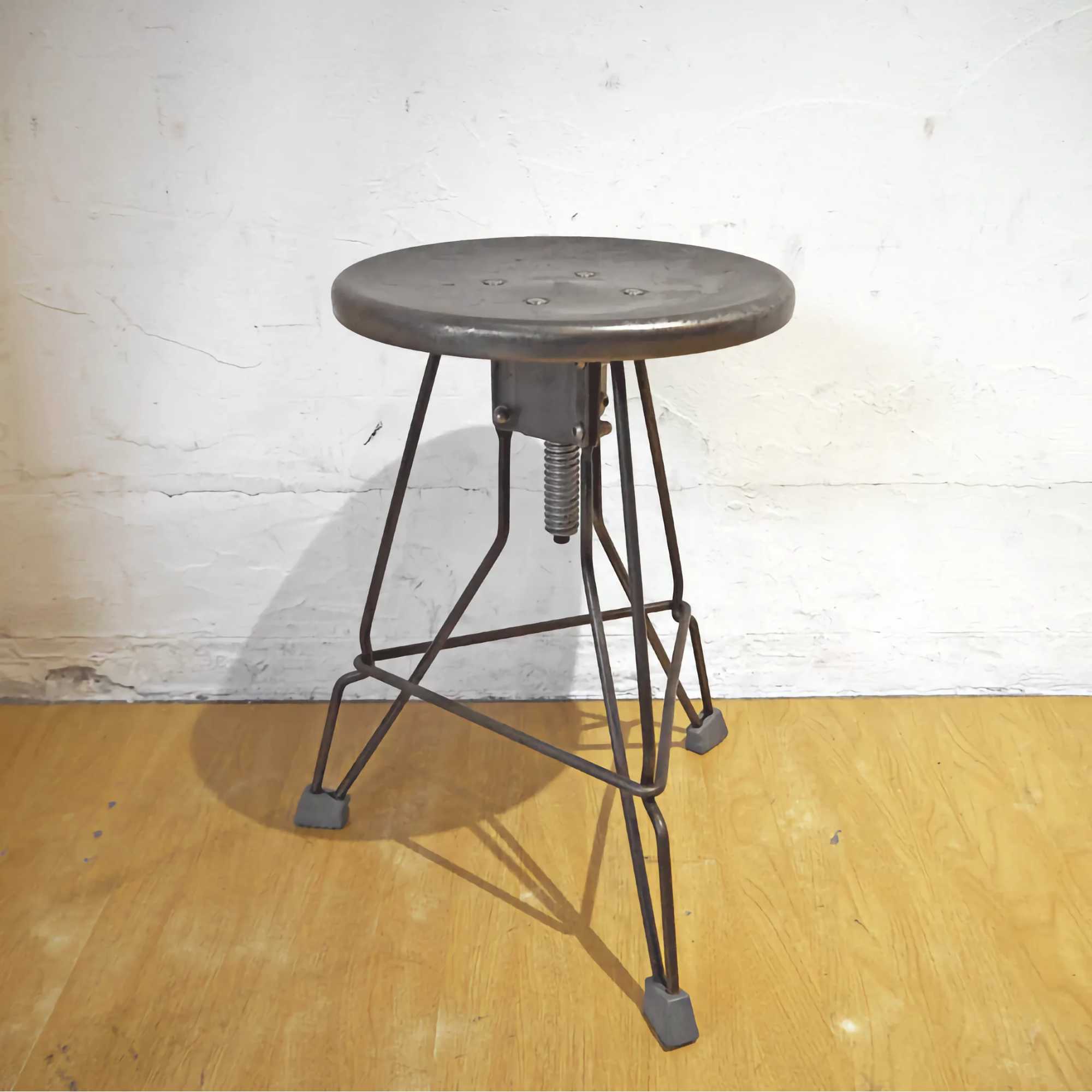Dulton Clipper II Stool. Raw