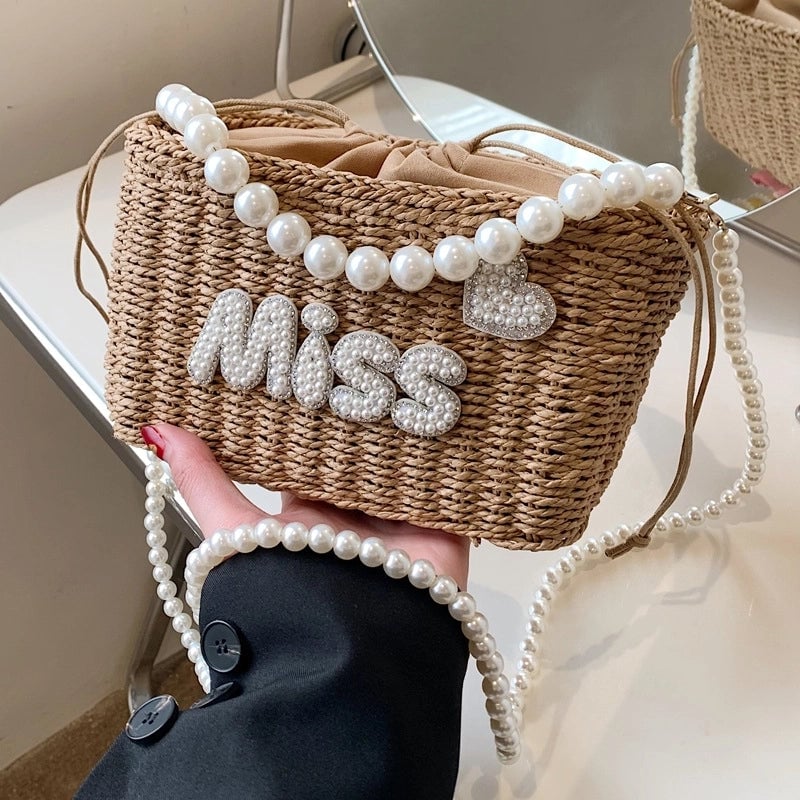 Women's Medium Straw Letter Solid Color Vacation Beach Beading Weave String Straw Bag
