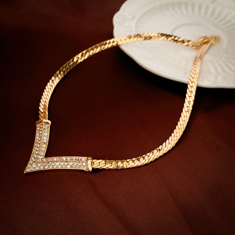 Medieval Round Hexagon Ellipse Triangle Geometric Alloy Electroplating Necklaces