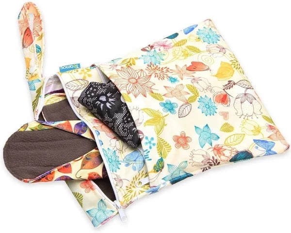 Have Health And Save Money—Reusable Pads that can be used for at least 4 years (Random Color)