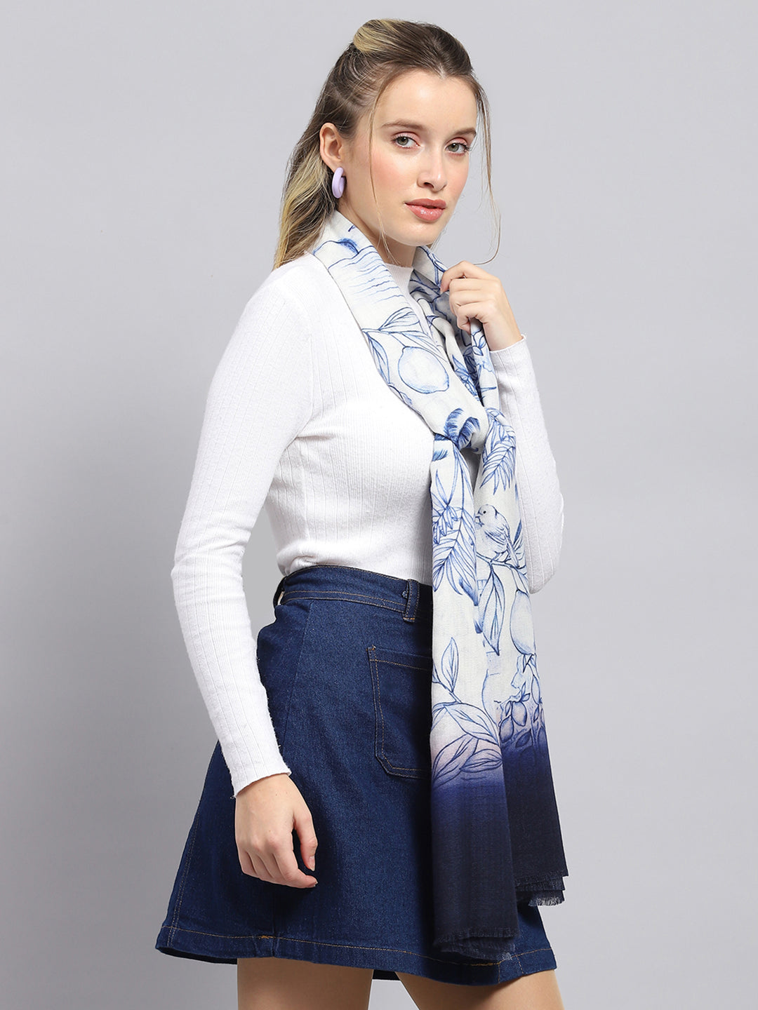 Women White Printed Stole