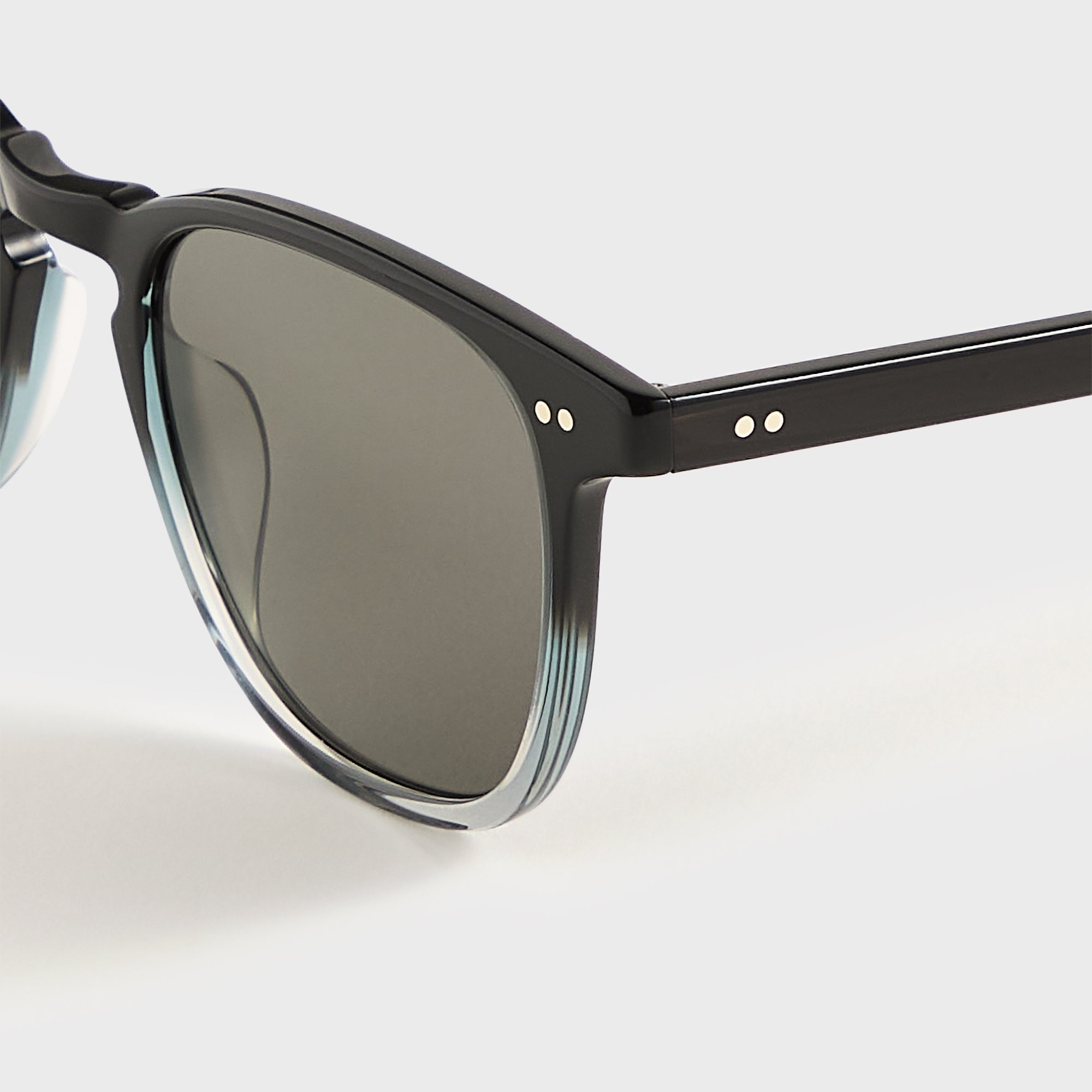 Garrett Leight Brooks Sunglasses - Graphite Fade / Semi Flat Pure Grey Polar