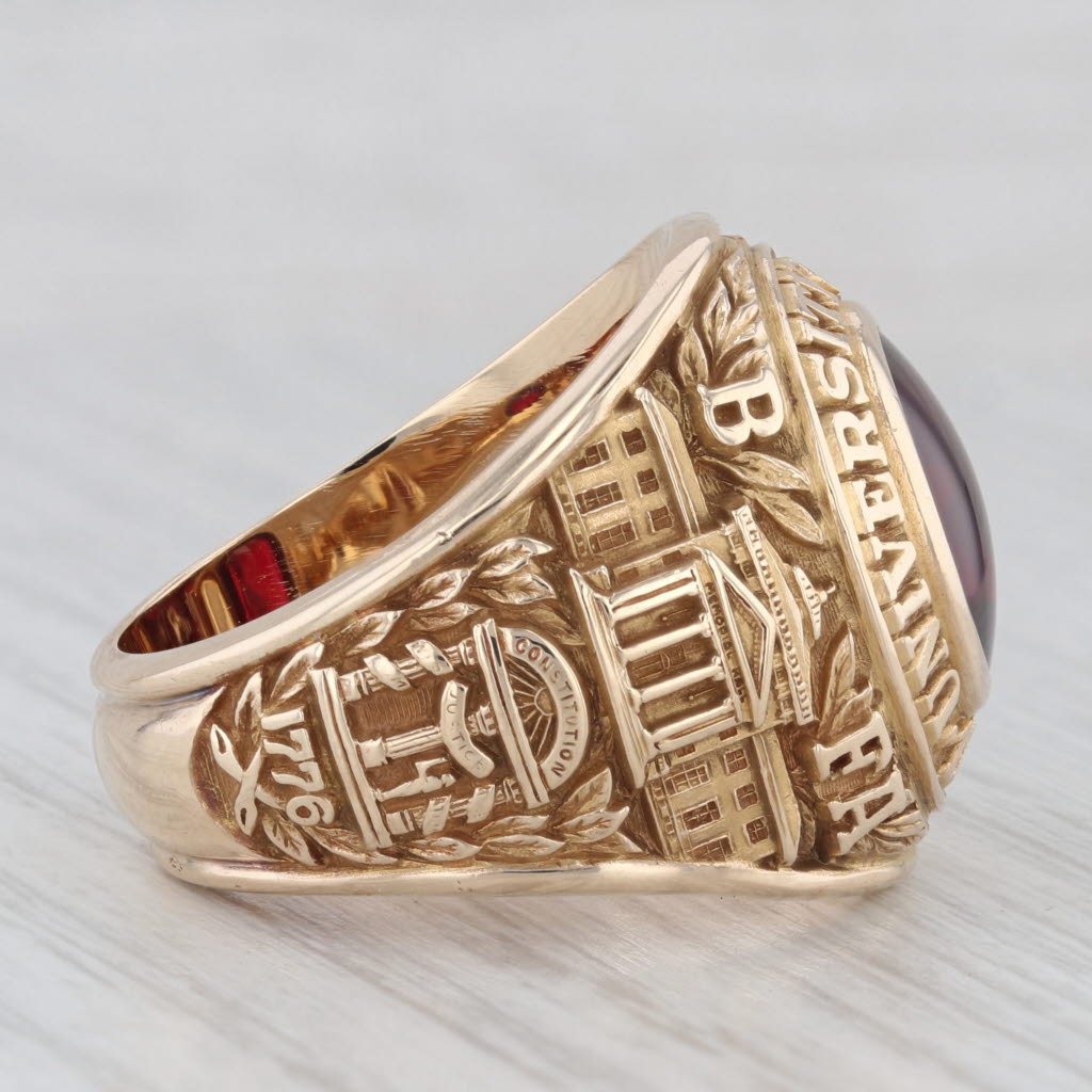 University of Georgia BFA 1951 Lab Created Ruby 10k Gold Class Ring Size 9
