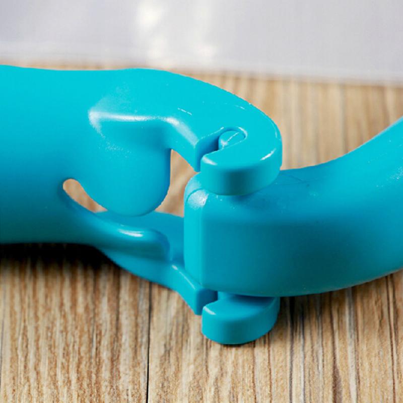 Cake decorating tool