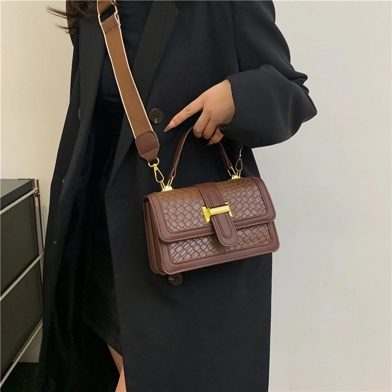 Women's Medium Pu Leather Solid Color Vintage Style Classic Style Flip Cover Crossbody Bag