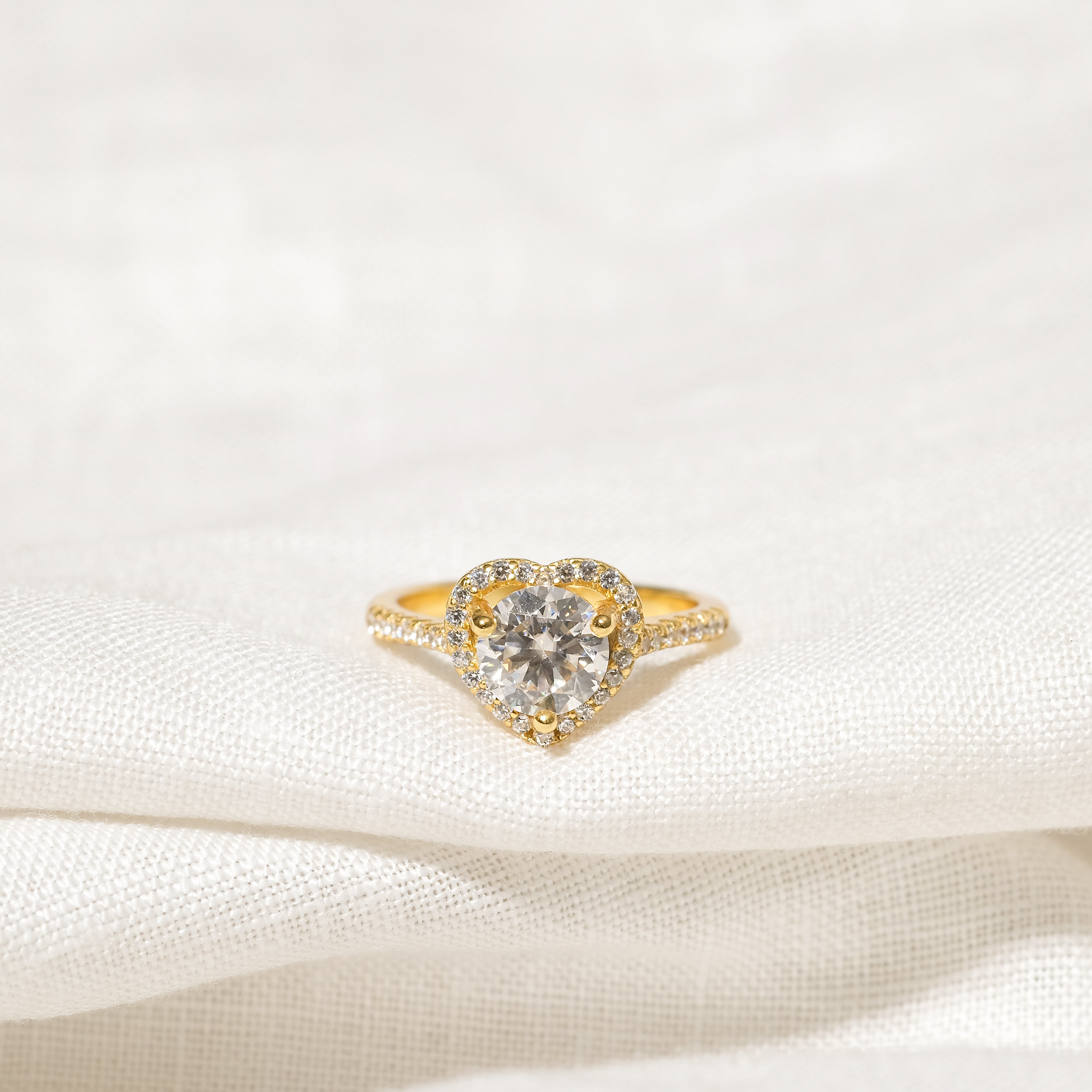 Viola 1.0ct Moissanite Ring (18K Gold Vermeil. Size 4)