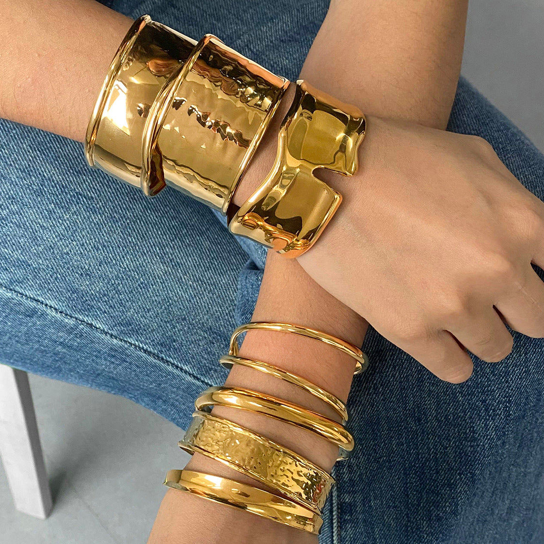 Stainless Steel Gold Bracelet Niche Open Bracelet Titanium Steel Hand Jewelry Bracelet