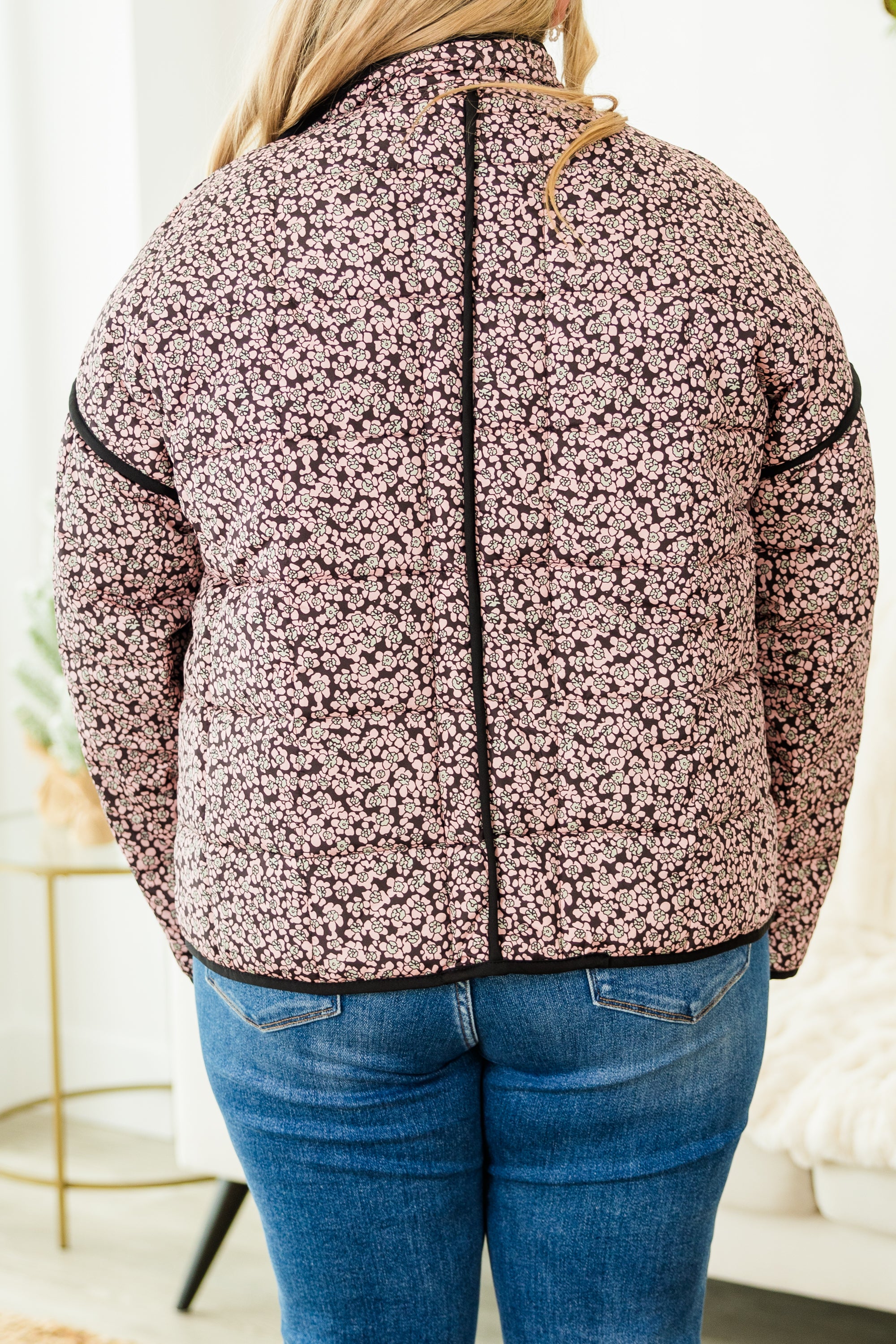 Cozy Meadow Jacket. Black