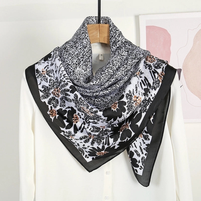 Women's Ethnic Style Sweet Color Block Satin Printing Scarf