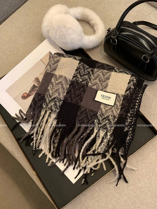 Women's Retro Lattice Imitation Cashmere Tassel Scarf