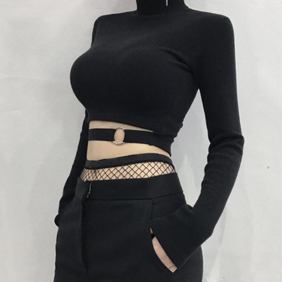 Long Sleeve Ring Buckled Crop Top