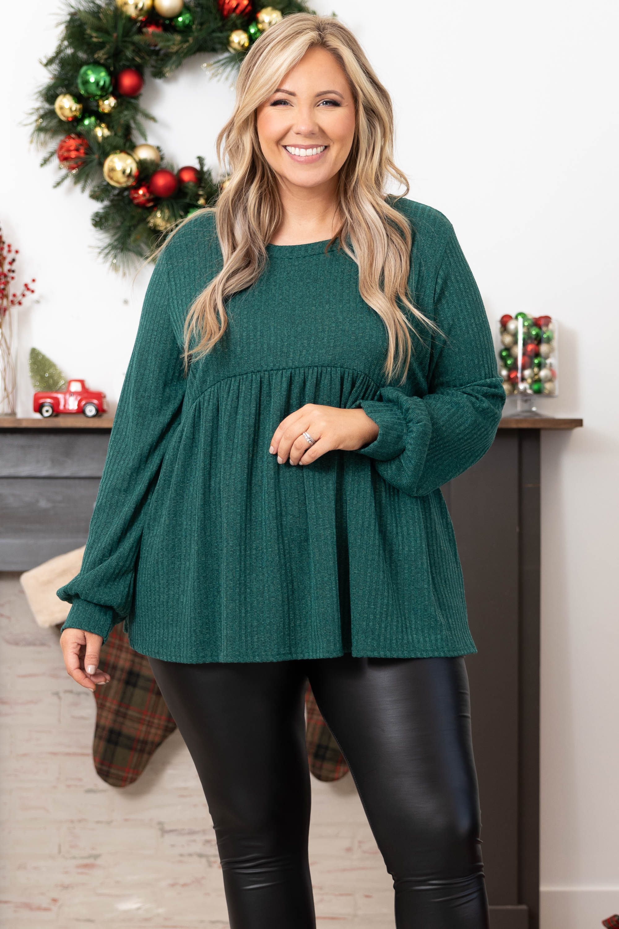 Rose In The Dark Top. Hunter Green