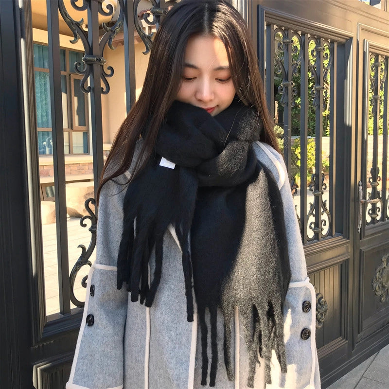 Women's Minimalist Classic Style Solid Color Imitation Cashmere Scarf