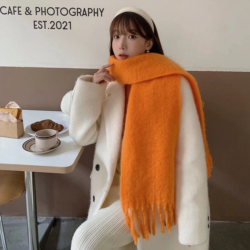 Women's Casual Minimalist Streetwear Solid Color Polyester Tassel Scarf