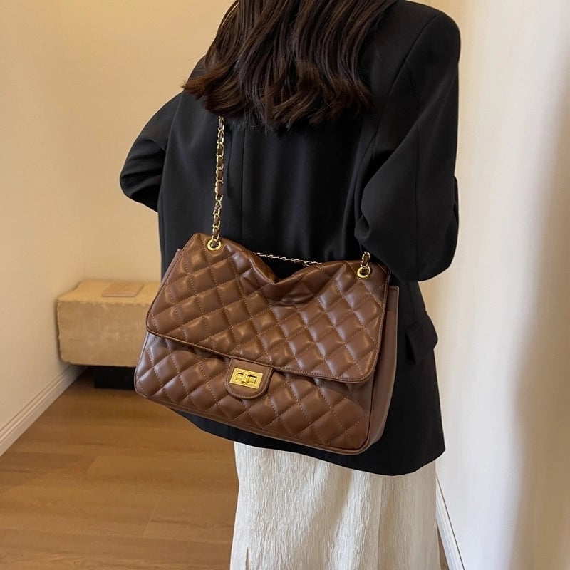Women's Pu Leather Solid Color Classic Style Sewing Thread Square Lock Clasp Crossbody Bag