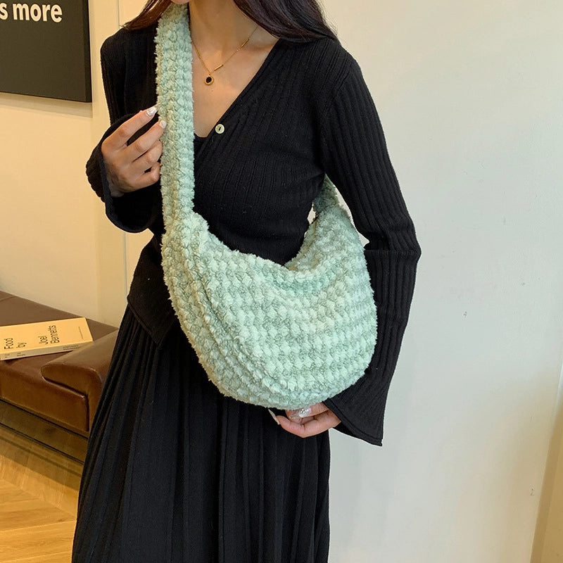 Women's Woolen Plaid Classic Style Dumpling Shape Zipper Shoulder Bag