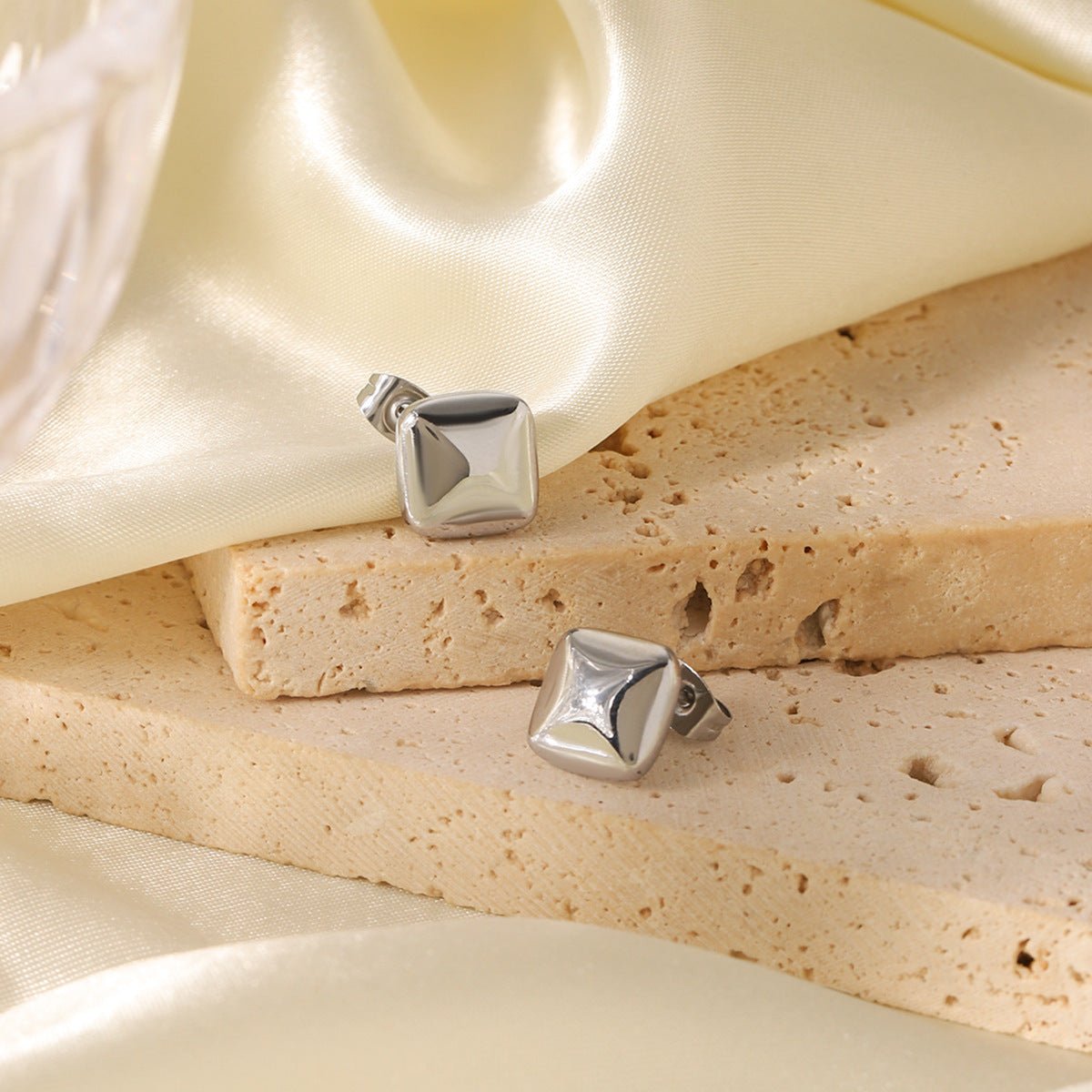 Cold Style Square Stainless Steel Earrings Simple Square Titanium Steel Earrings