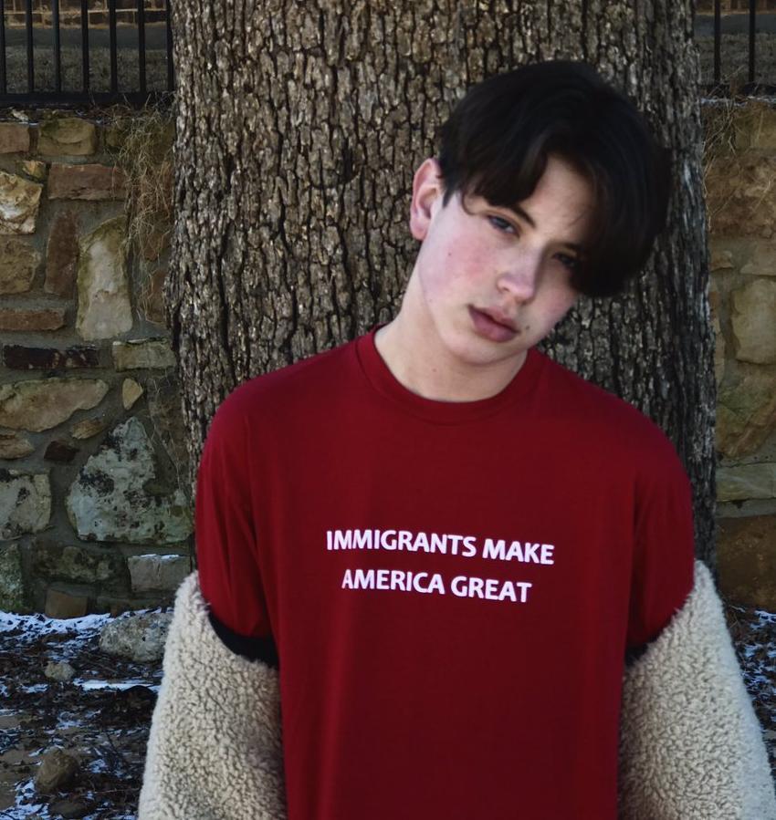 Immigrants Make America Great Tee