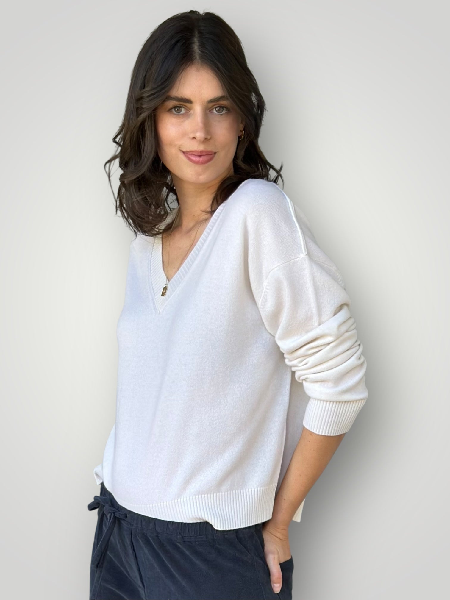 mavis v neck knit-winter white cashmere
