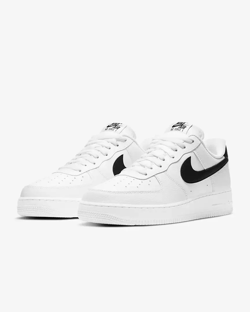 NIKE Air Force 1 '07