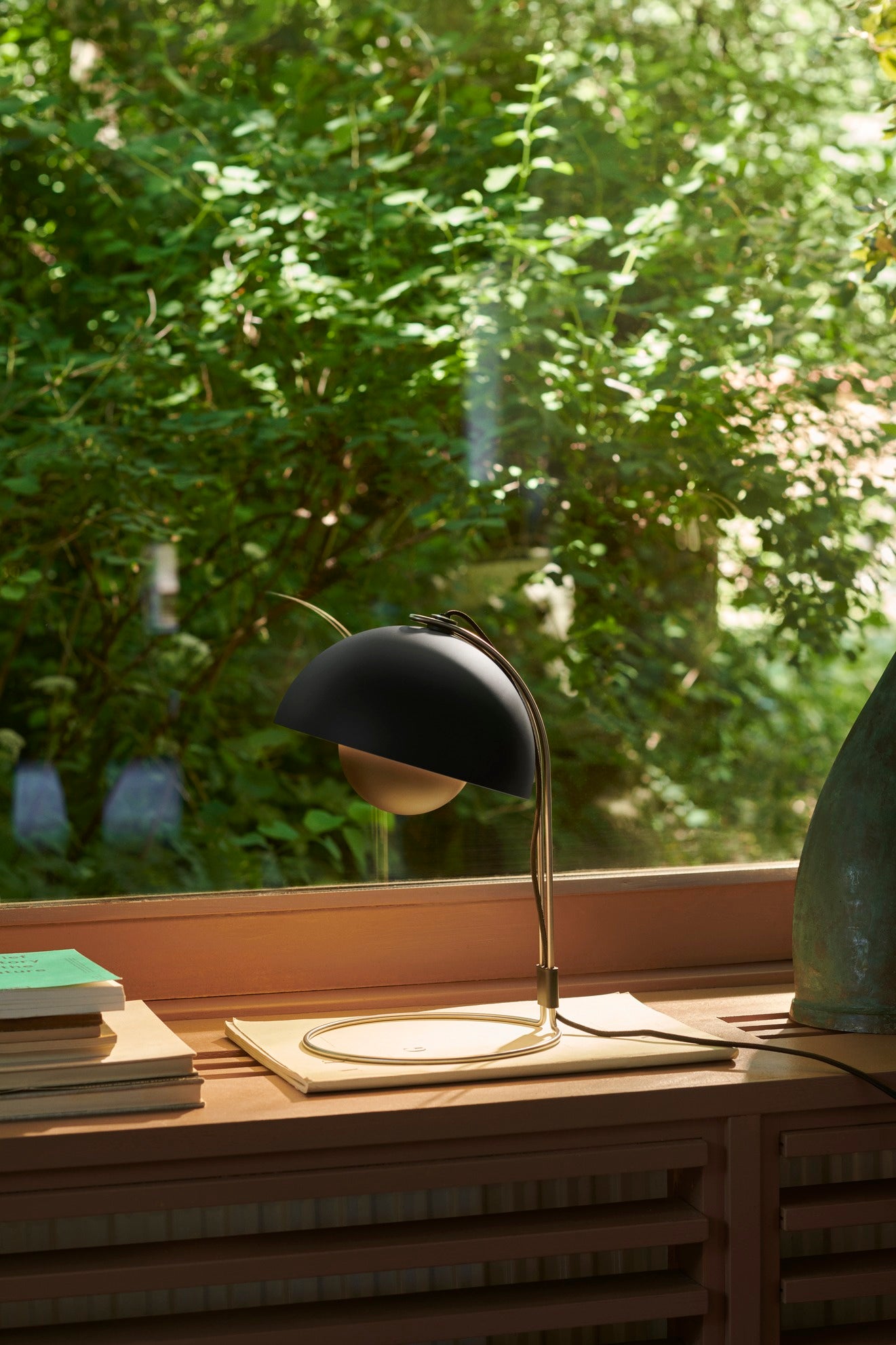 Tradition Flowerpot VP4 table lamp