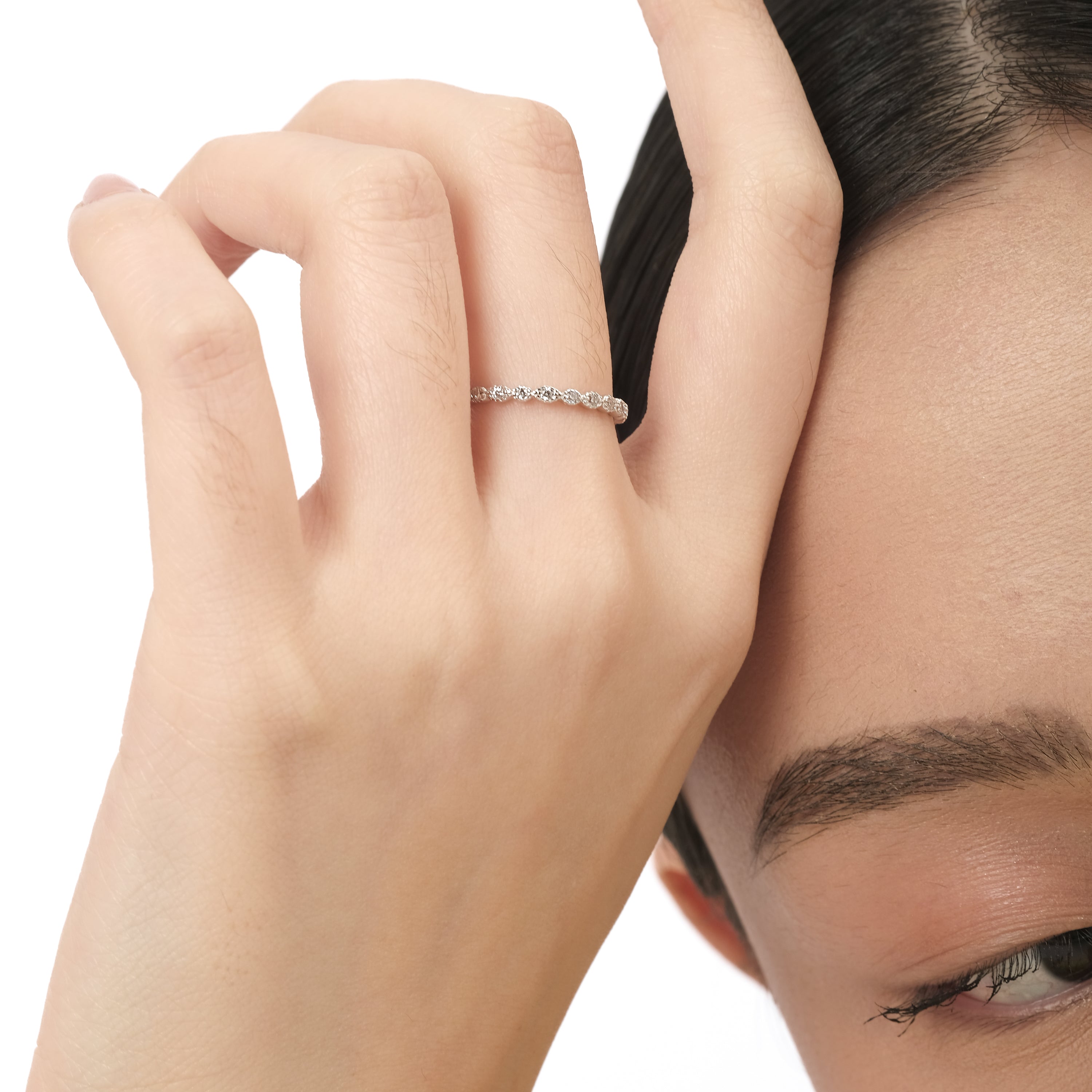 Amora CZ Ring (925 Sterling Silver. Size 5)