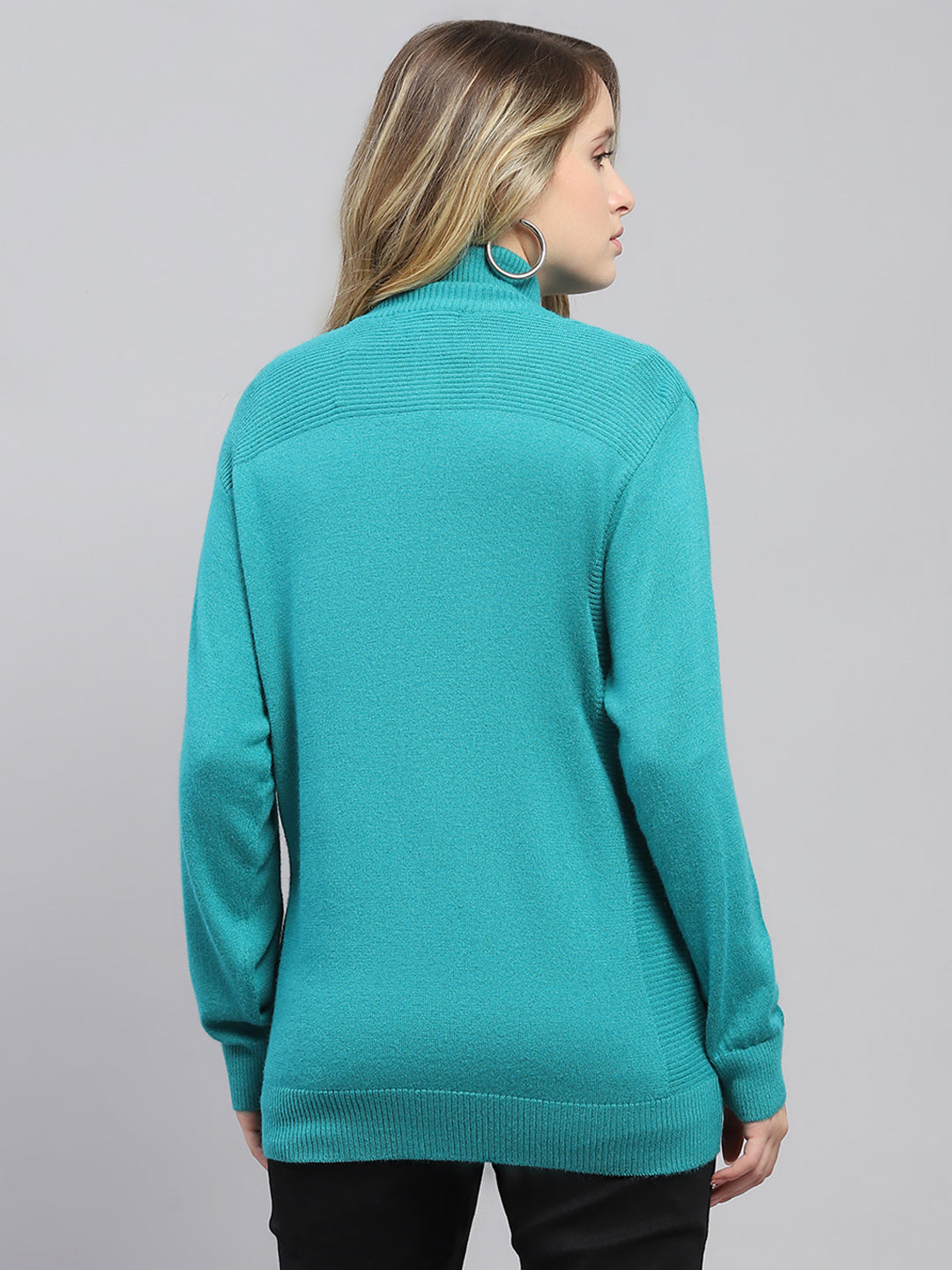 Women Green Solid High Neck Full Sleeve Cardigan