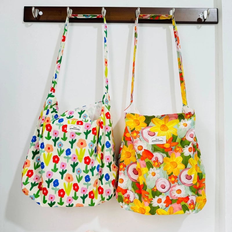 New Niche Design Floral Shoulder Bag Crossbody Bag Women's Fresh Sweet Street Large Capacity Handbag Trendy