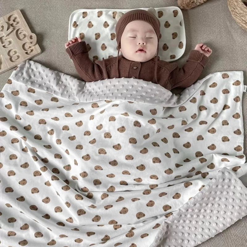 Elegant Bear Cotton Blanket