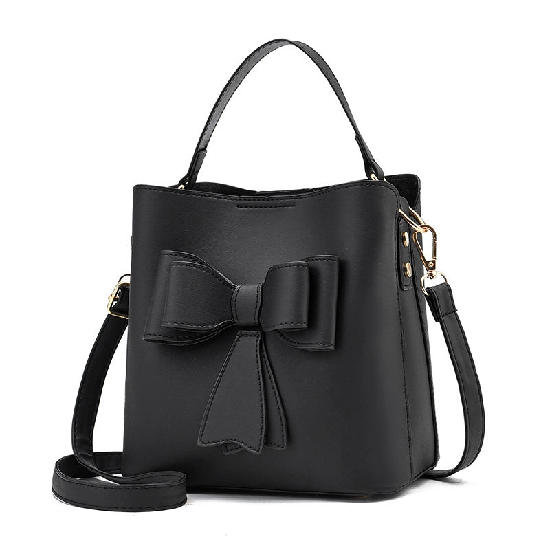 Women's Medium Pu Leather Solid Color Basic Classic Style Square Zipper Crossbody Bag