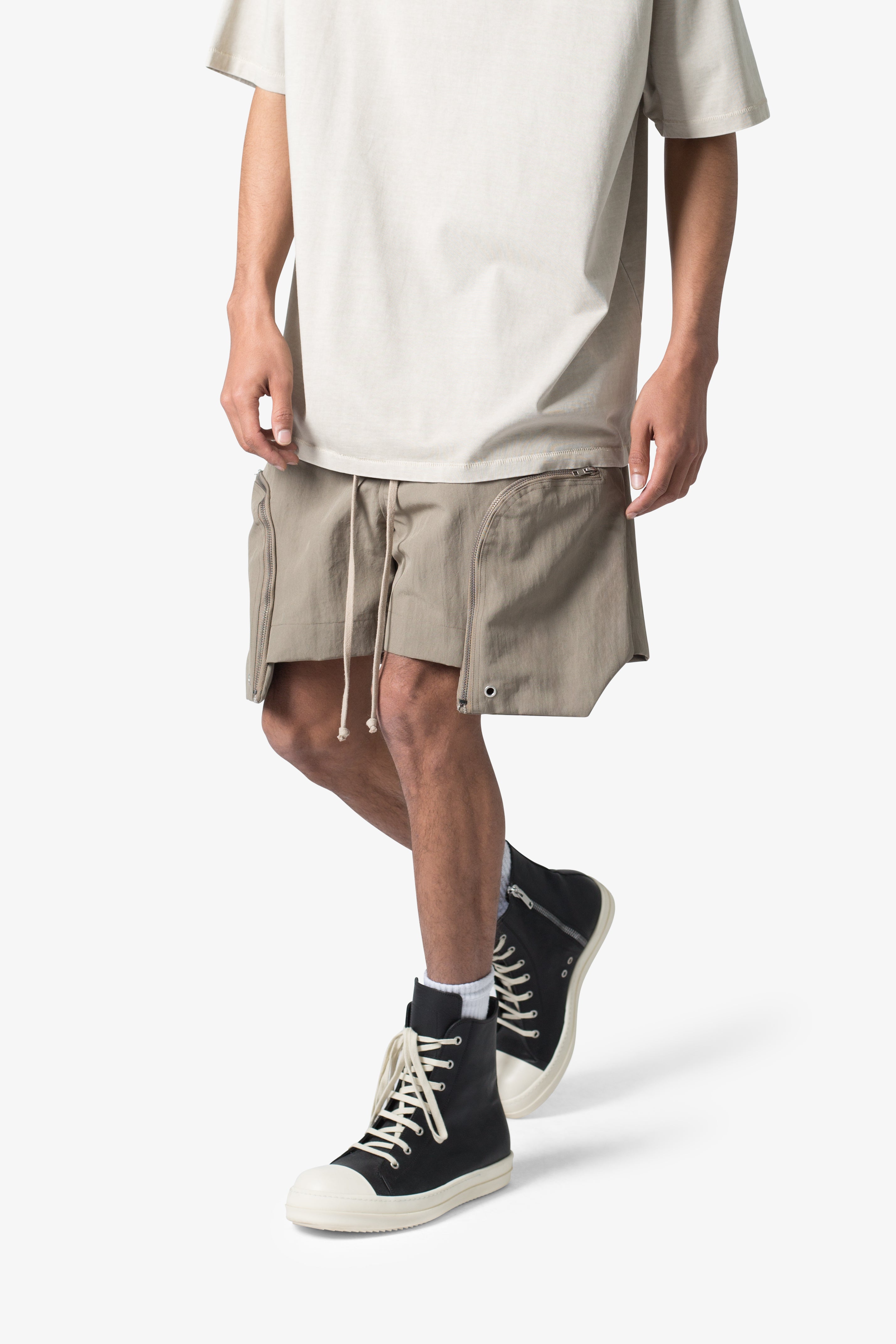 Front Pocket Geo Shorts - Olive