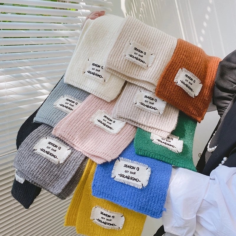 Women's Casual Minimalist Streetwear Solid Color Polyester Scarf