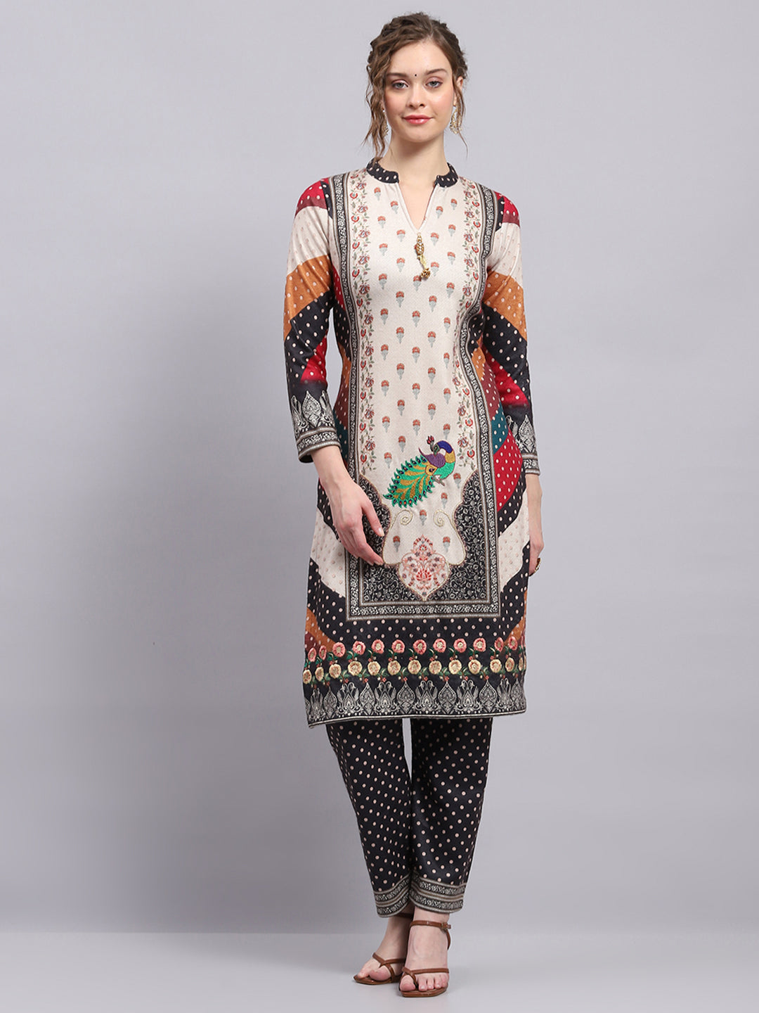 Women Cream Printed Round Neck 3/4th Sleeve Kurti Set for Winter