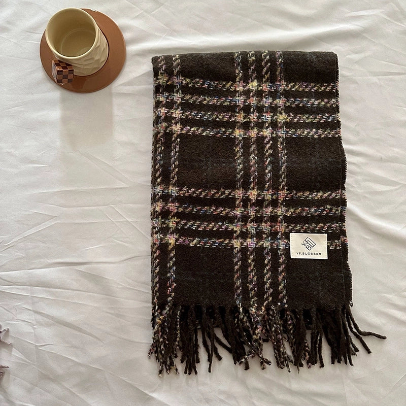 Women's Sweet Plaid Polyester Tassel Scarf