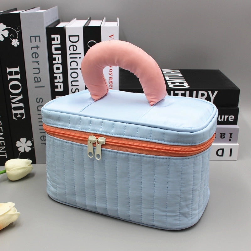 Women's Medium Nylon Solid Color Basic Classic Style Square Zipper Cosmetic Bag