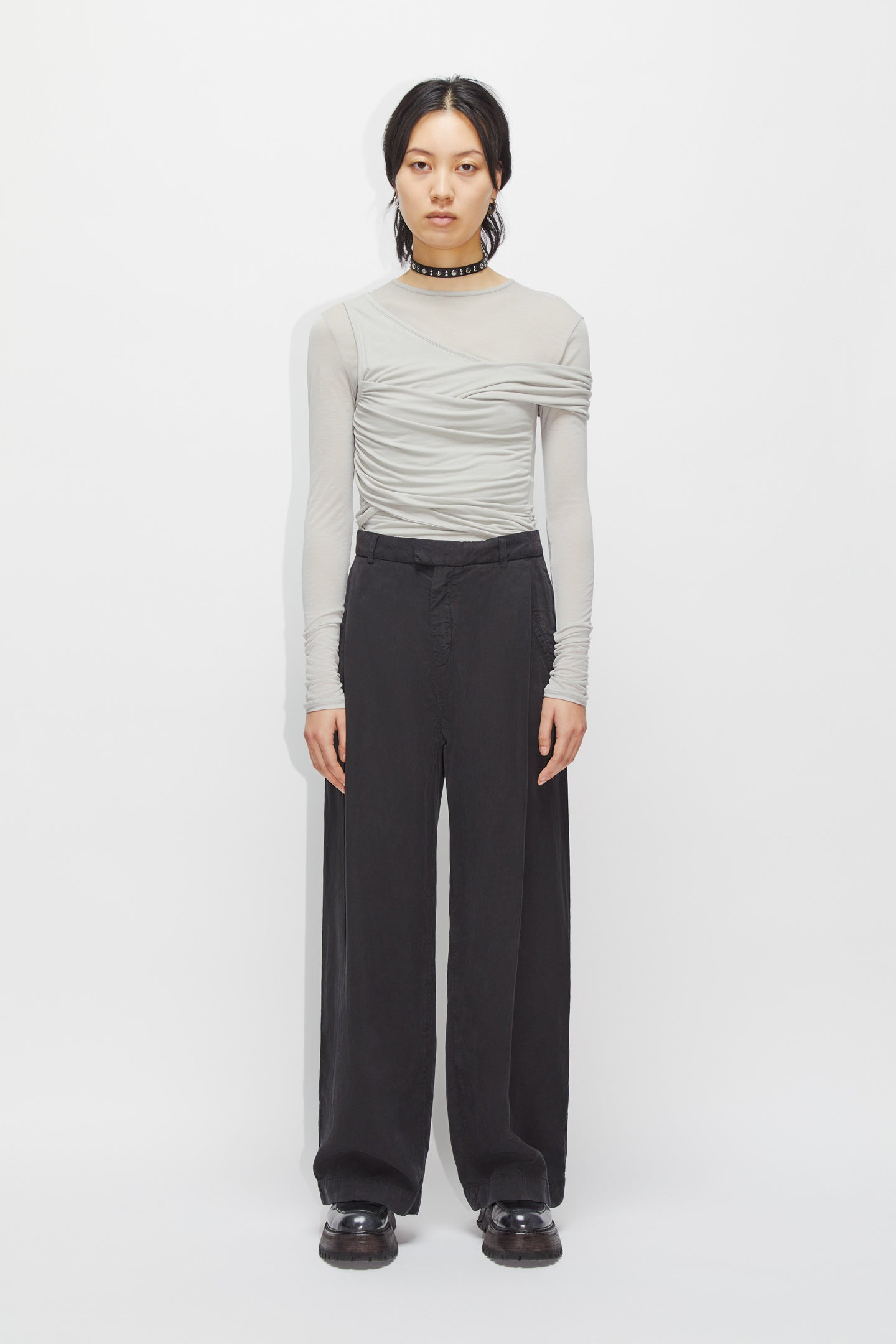 Pleated Wide-leg Trousers