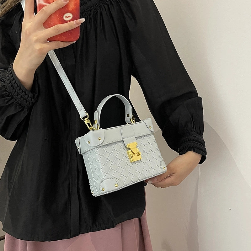 Women's Medium Pu Leather Solid Color Streetwear Square Lock Clasp Crossbody Bag