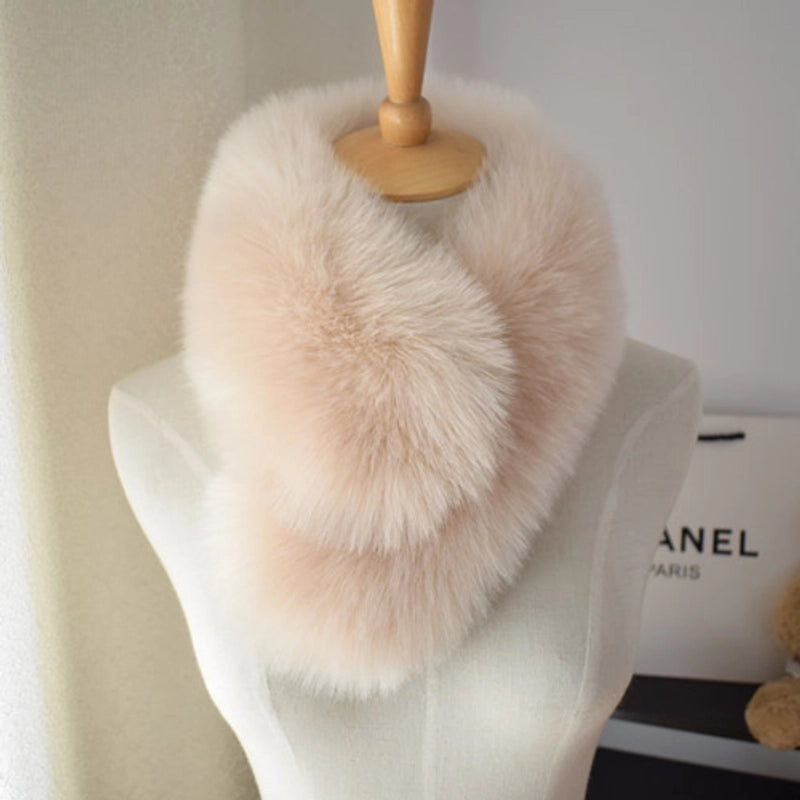 Women's Minimalist Color Block Fox Fur Scarf