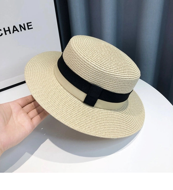 Women's Minimalist Classic Style Color Block Flat Eaves Straw Hat